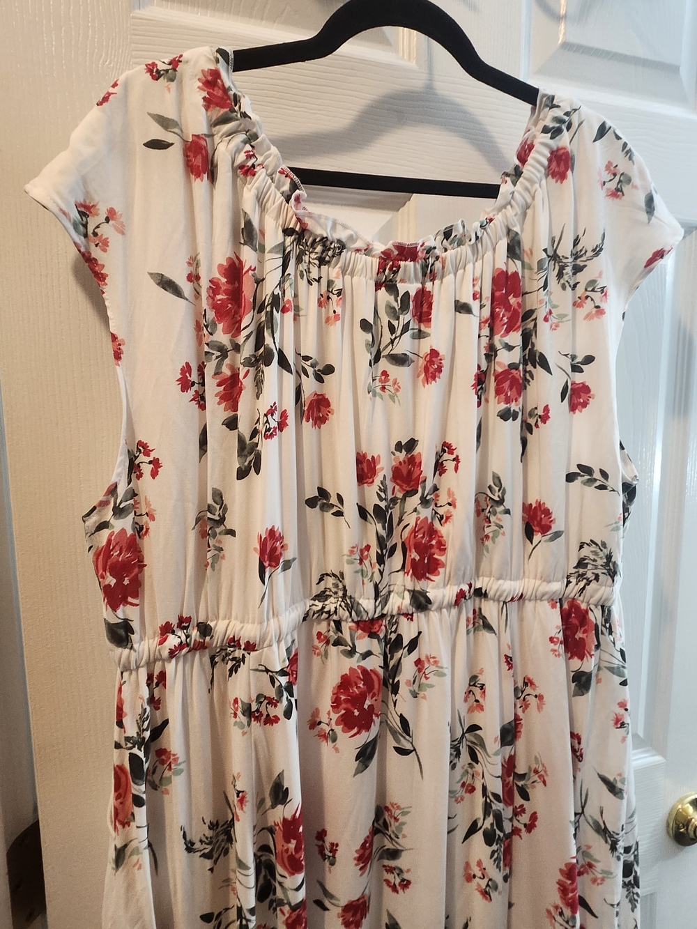 Torrid Cream Floral Midi Dress with Red Rose Print, Torrid 3 = 3X - Picture 3 of 4